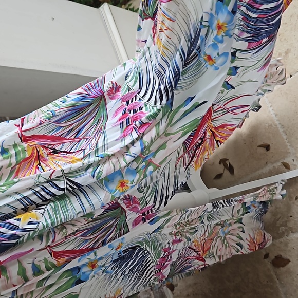 Miss Avenue Tropical Print Double Slits in Front Dress - Picture 5 of 7